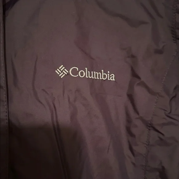 Columbia raincoat - Picture 2 of 4